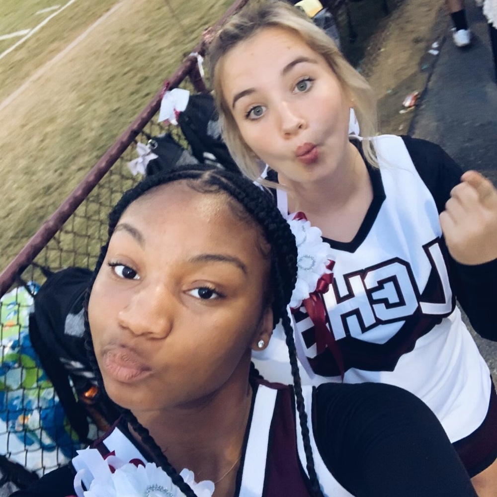 Meet your Posher, Brittney